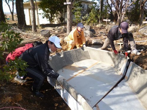 学校　ビオトープ